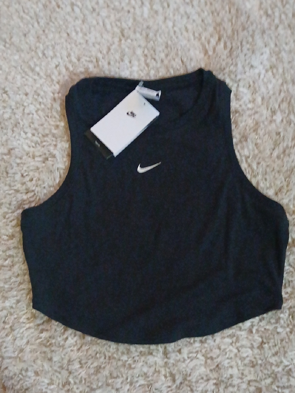 NWT NIKE CROPPED TANK TOP